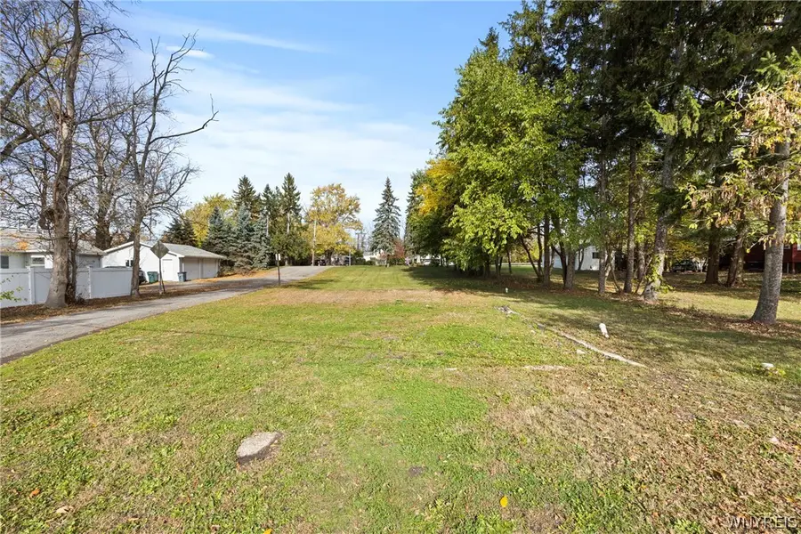 2204 River Road, Niagara Falls, NY 14304 - #2