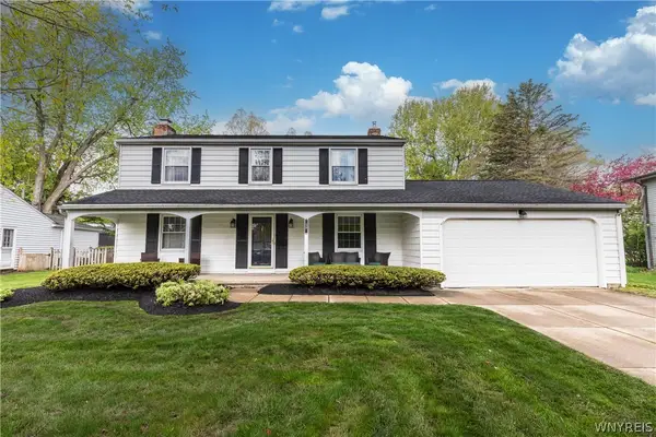 58 Fox Chapel Road, Williamsville, NY 14221