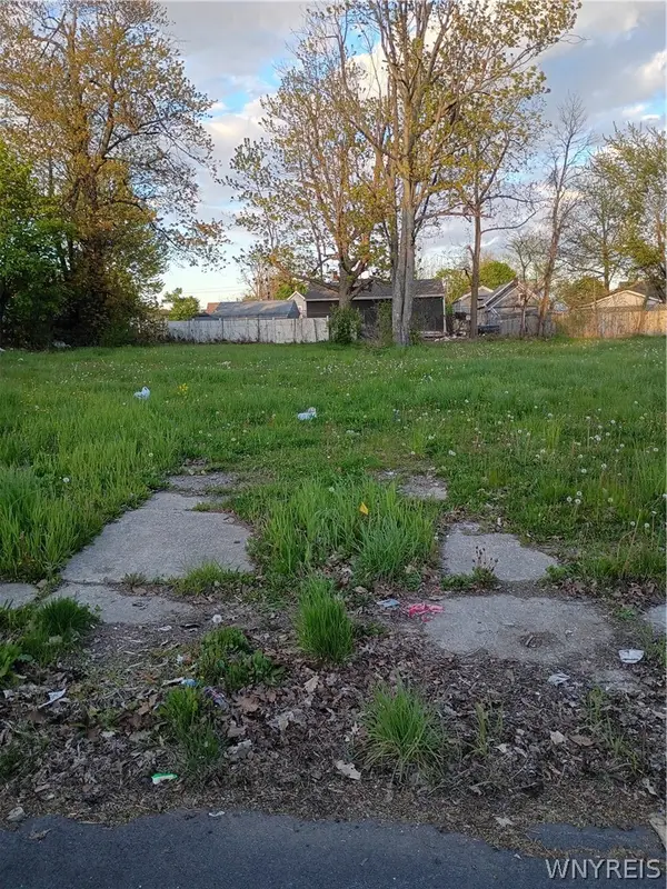 111 E Parade Avenue, Buffalo, NY 14211