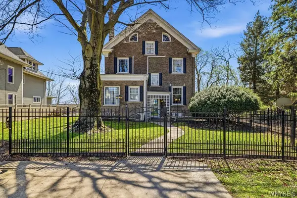 1 Hillcrest Street, Niagara Falls, NY 14303