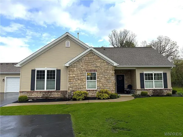 5683 Ferncrest Drive #B, Clarence Center, NY 14032