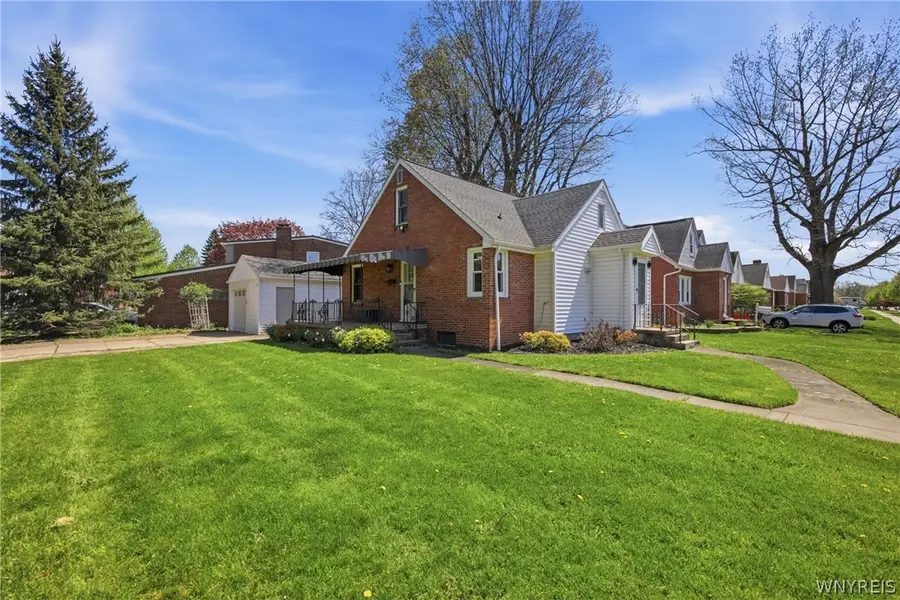 137 Columbia Parkway, West Seneca, NY 14224 - #2