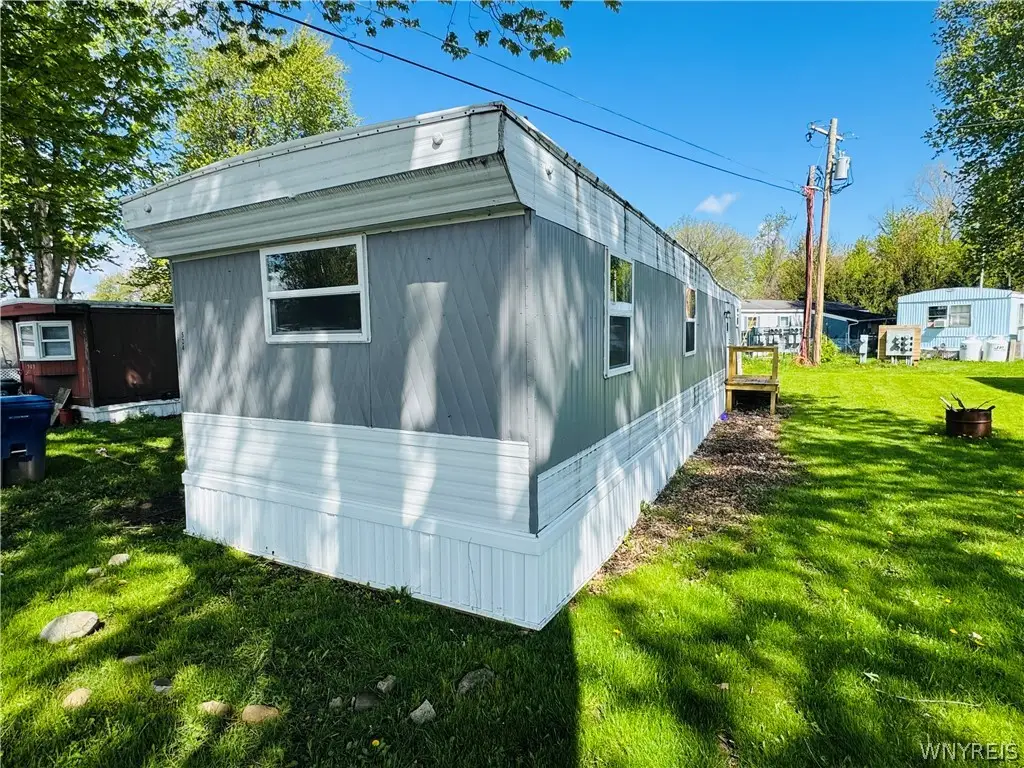 504 Dorwood Park, Ransomville, NY 14131 - #1