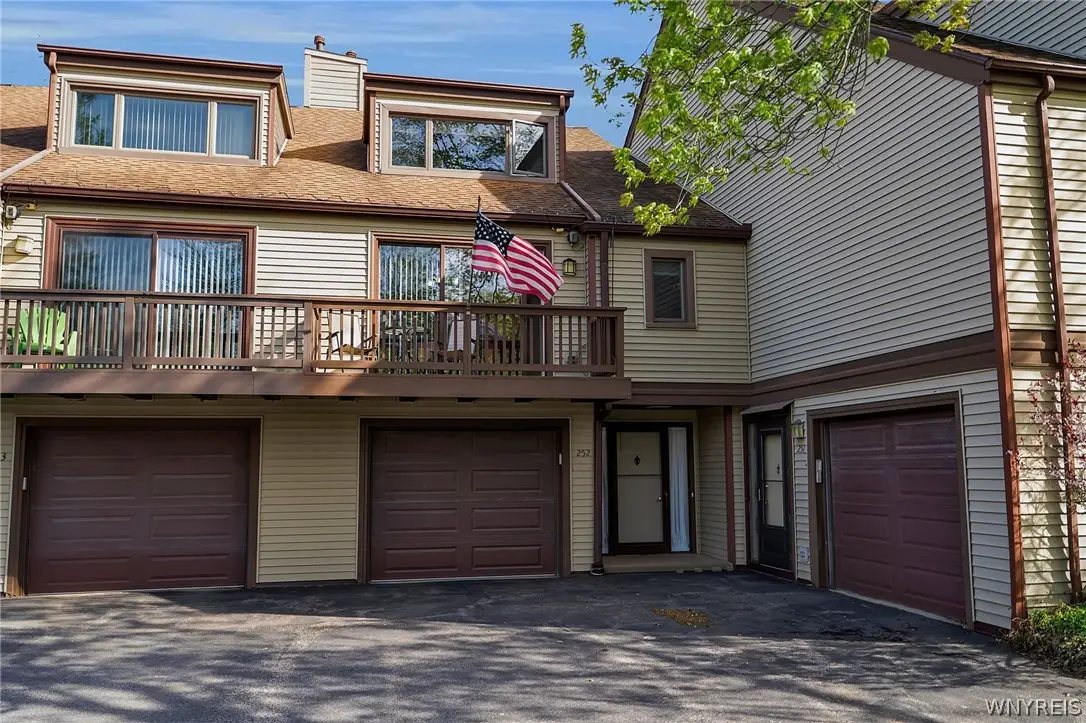 252 Old Meadow Drive, East Amherst, NY 14051 - #1