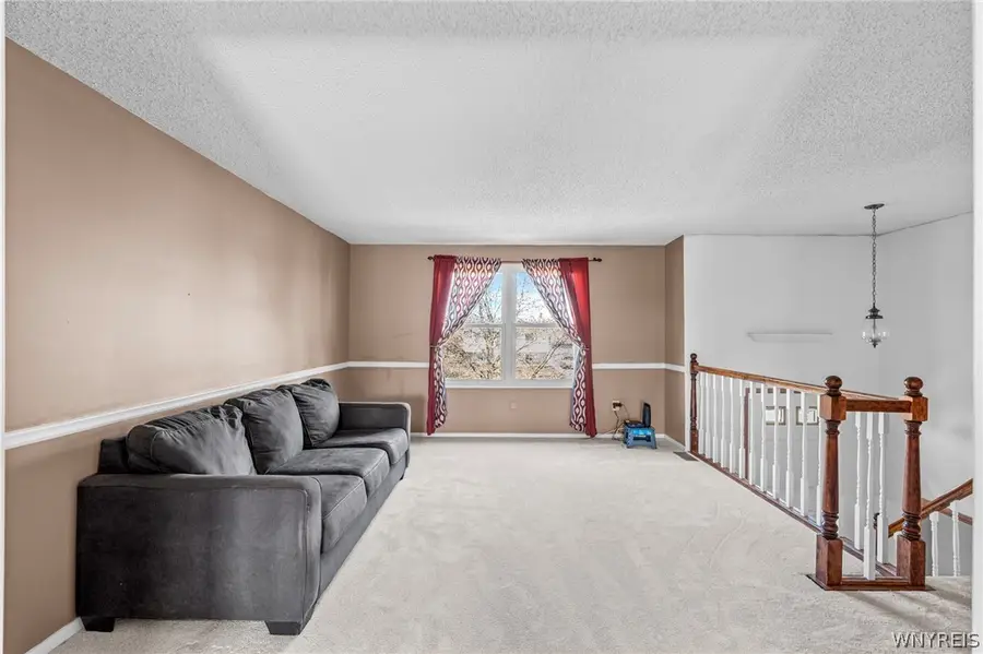 6612 Royal Parkway, Lockport, NY 14094 - #3