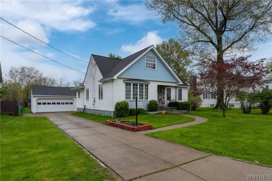 30 Woodbine Avenue, West Seneca, NY 14224 - #2