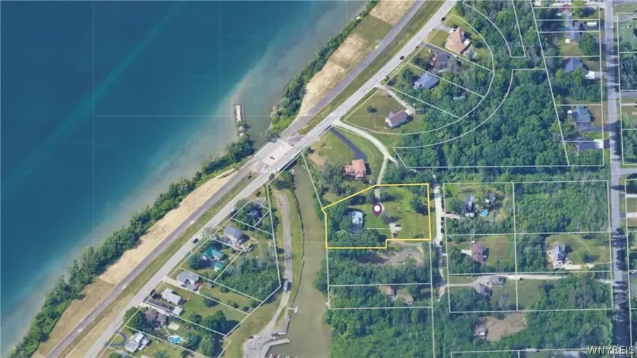3179 West River Road, Grand Island, NY 14072 - #2