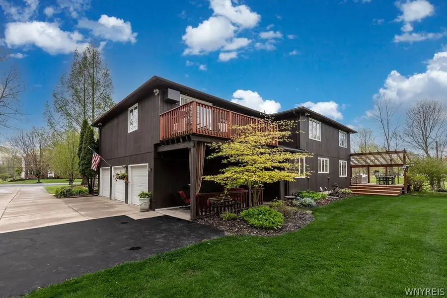 1731 Huth Road, Grand Island, NY 14072 - #3