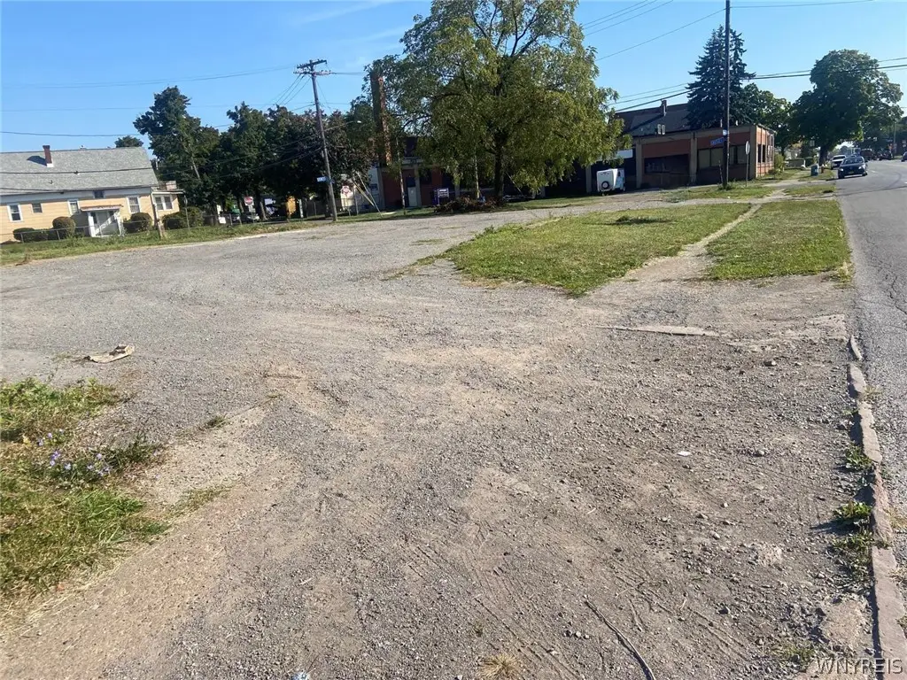 580 Kensington Avenue, Buffalo, NY 14214 - #1