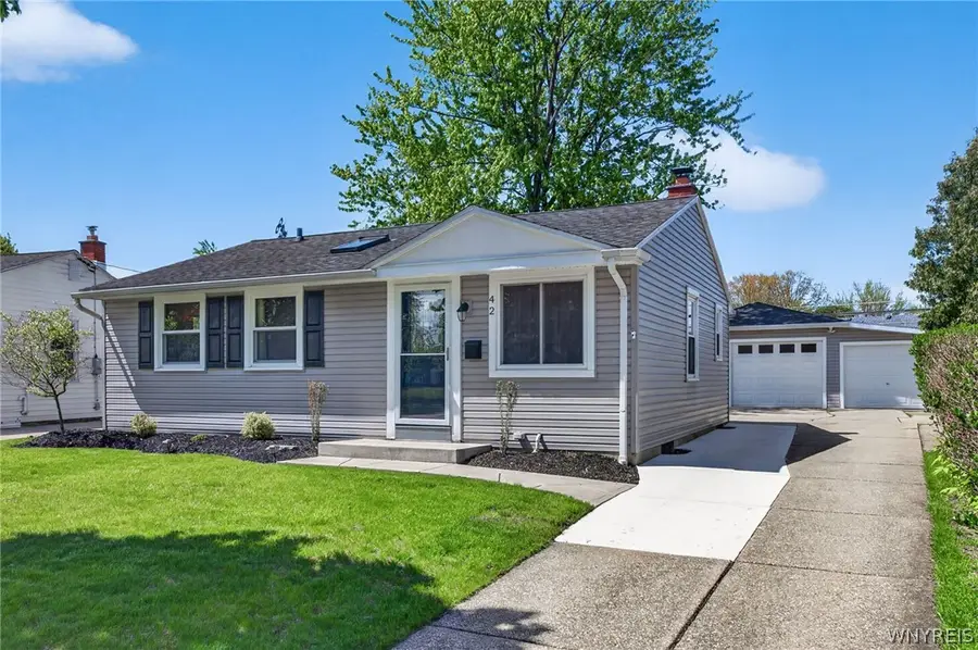 42 Wilmington Ave, Tonawanda, NY 14150 - #2