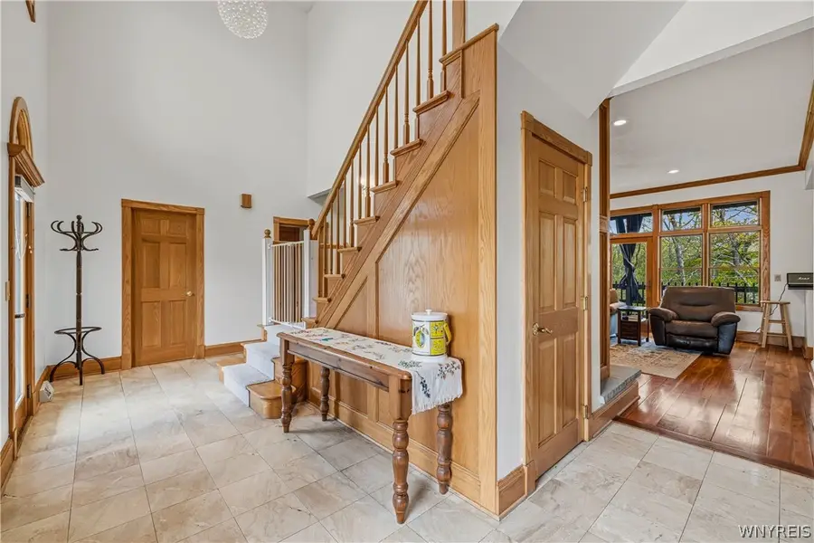 207 Forest Creek Lane, Grand Island, NY 14072 - #3