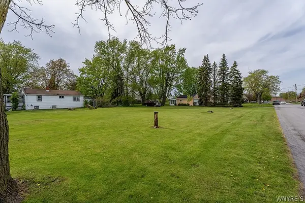 846 Wehrle Drive, Buffalo, NY 14221