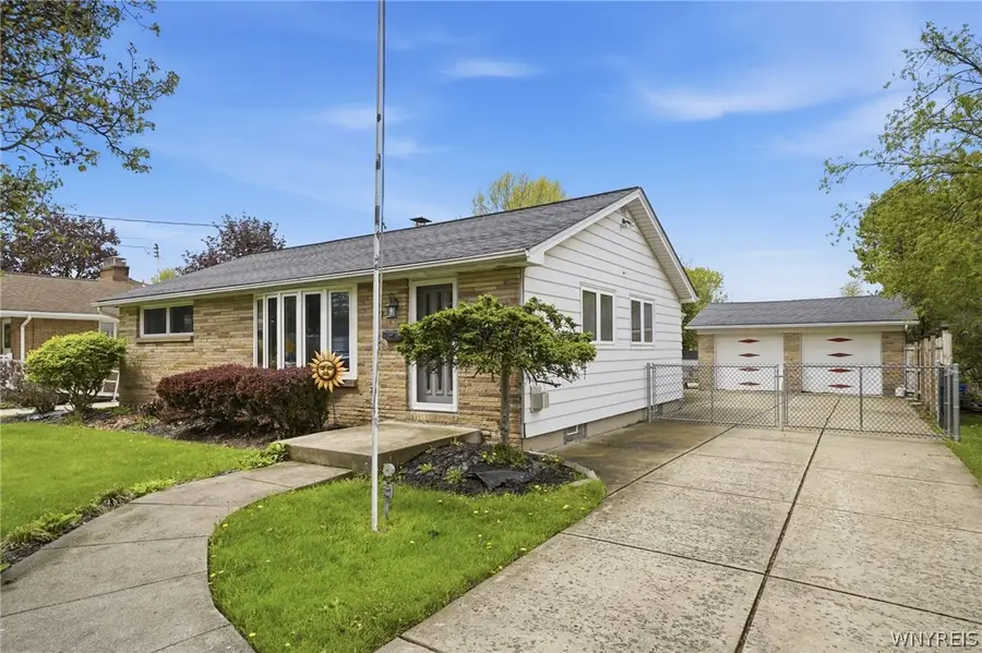 39 S Irwinwood Road, Lancaster, NY 14086 - #3