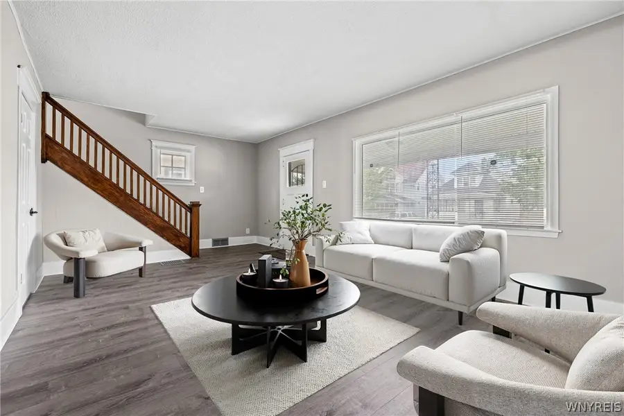 272 Stockbridge Avenue, Buffalo, NY 14215 - #2