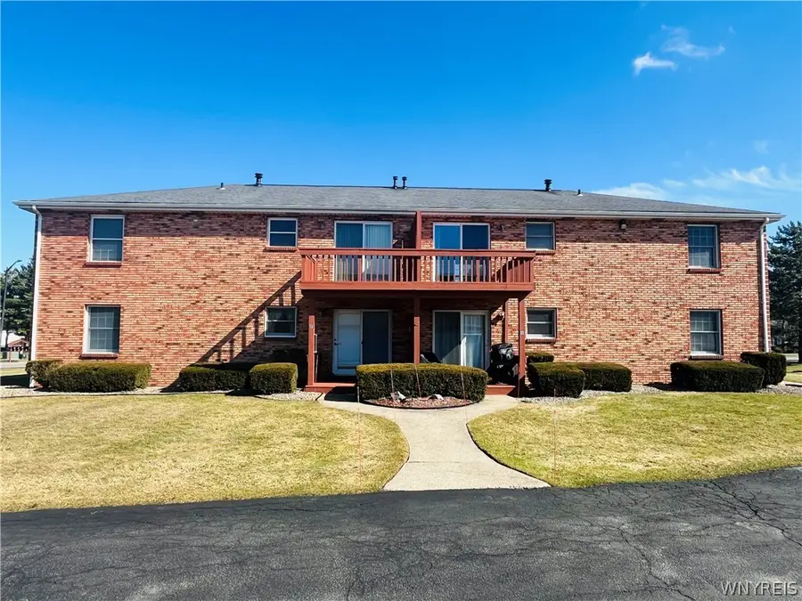 6868 Nickis Lane, Wheatfield, NY 14304 - #3