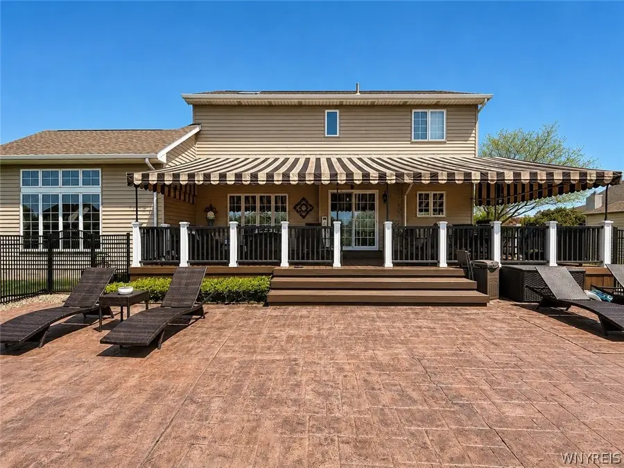 16 Woodstream Circle, Grand Island, NY 14072 - #2
