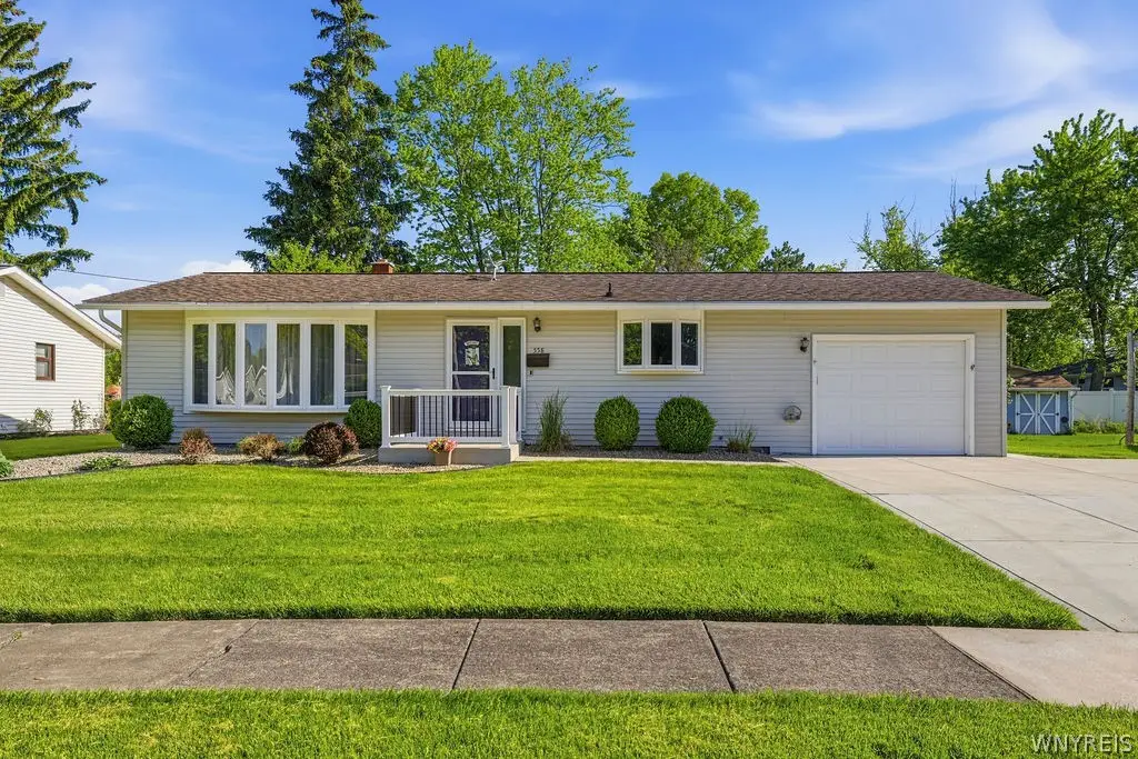 558 Applewood Drive, Youngstown, NY 14174 - #1