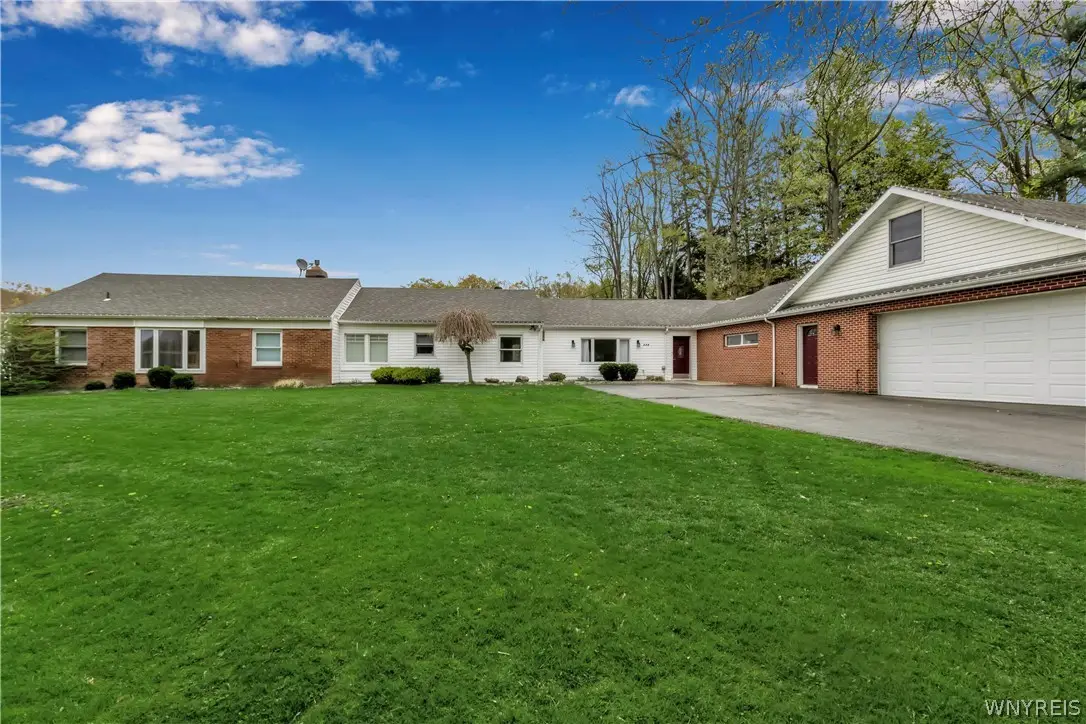 280 Pine Street, East Aurora, NY 14052 - #1