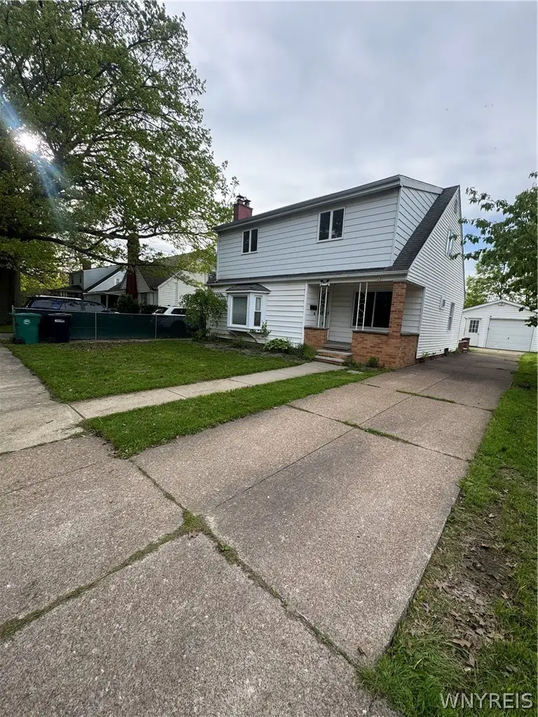 3520 Chapin Avenue, Niagara Falls, NY 14301 - #3