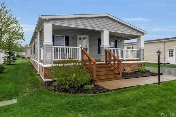 9899 Tobermory Avenue, Clarence, NY 14031