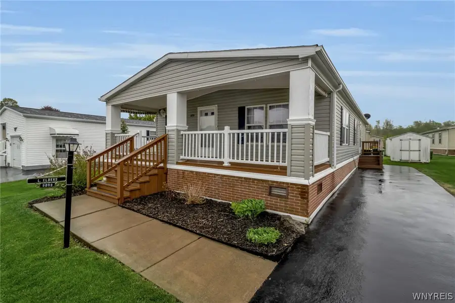9899 Tobermory Avenue, Clarence, NY 14031 - #2