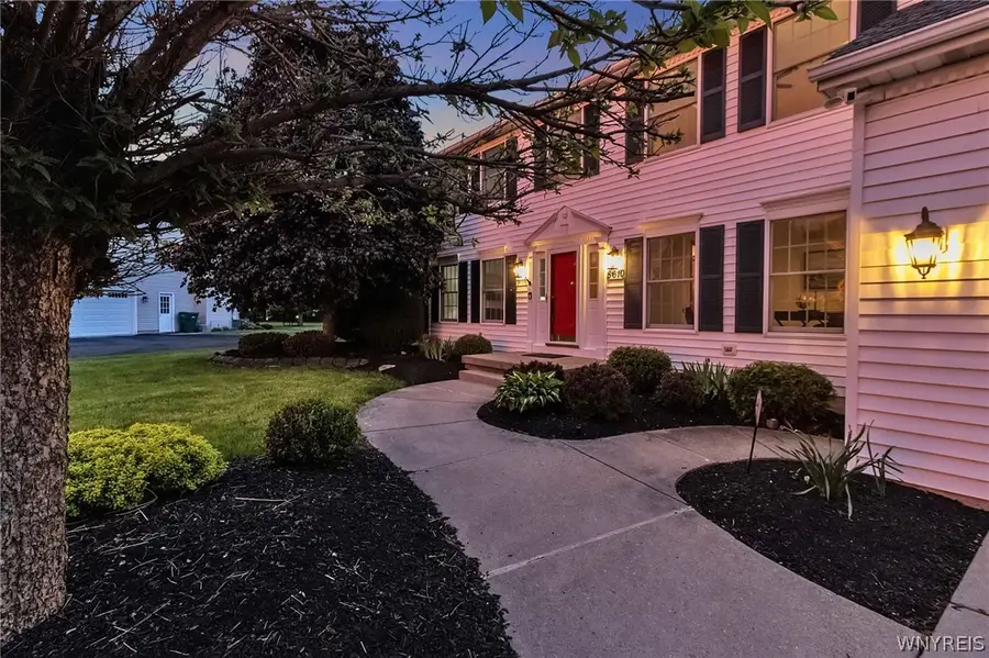 8610 Appleton Court, East Amherst, NY 14051 - #2