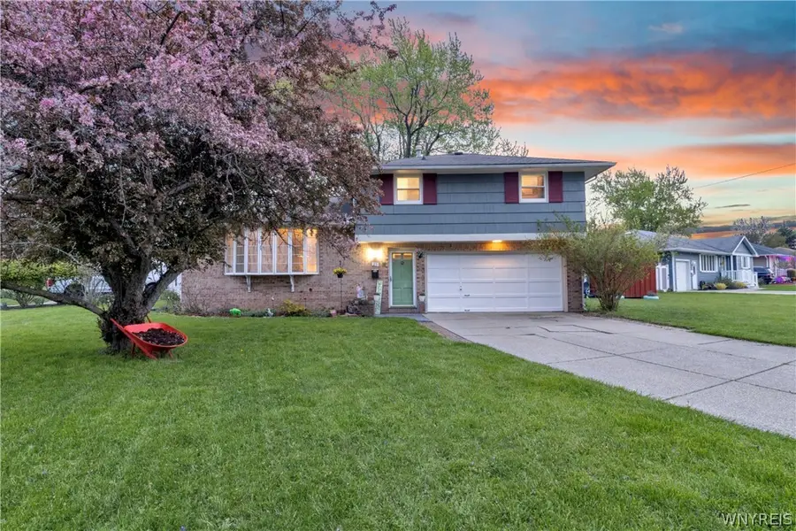 25 Woodmar Terrace, West Seneca, NY 14224 - #2