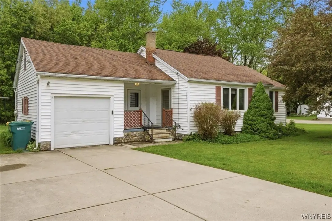 6339 May Drive, Hamburg, NY 14075 - #1