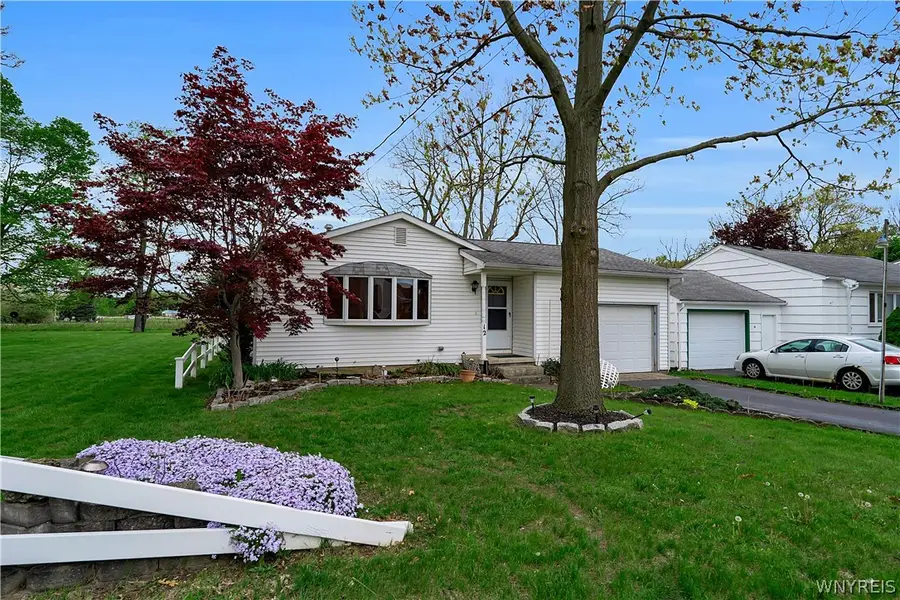 12 Flint Avenue, Akron, NY 14001 - #2