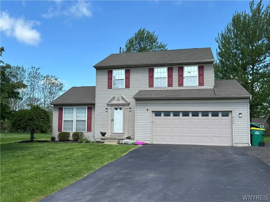 6356 Heritage Point N, Lockport, NY 14094 - #2