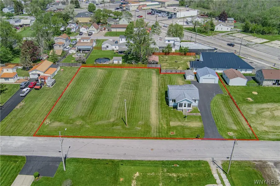 4784 Chester Avenue, Niagara Falls, NY 14305 - #3