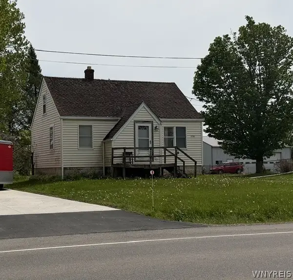 5709 Campbell Boulevard, Lockport, NY 14094