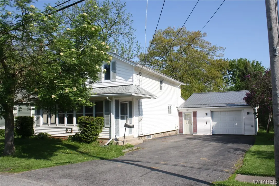 32 Church Street, Middleport, NY 14105 - #1