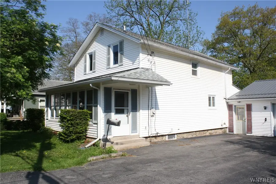 32 Church Street, Middleport, NY 14105 - #2