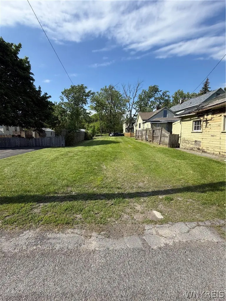 1115 North Avenue, Niagara Falls, NY 14305 - #2