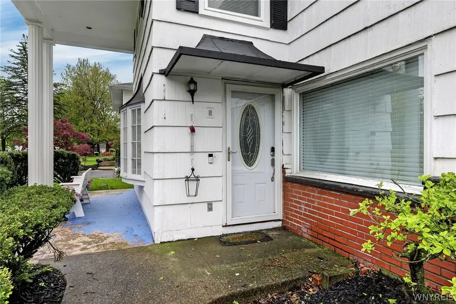 32 Hunters Ln, Williamsville, NY 14221 - #2