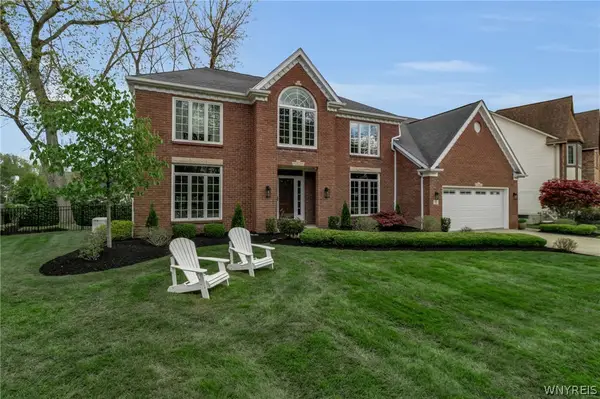 11 Pine Court, Williamsville, NY 14221