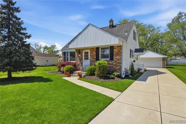 115 Cathedral Lane, Buffalo, NY 14225