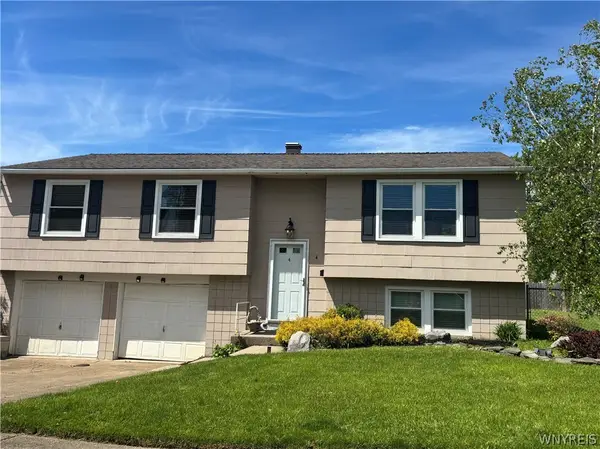 4 W Cherbourg Drive, Buffalo, NY 14227