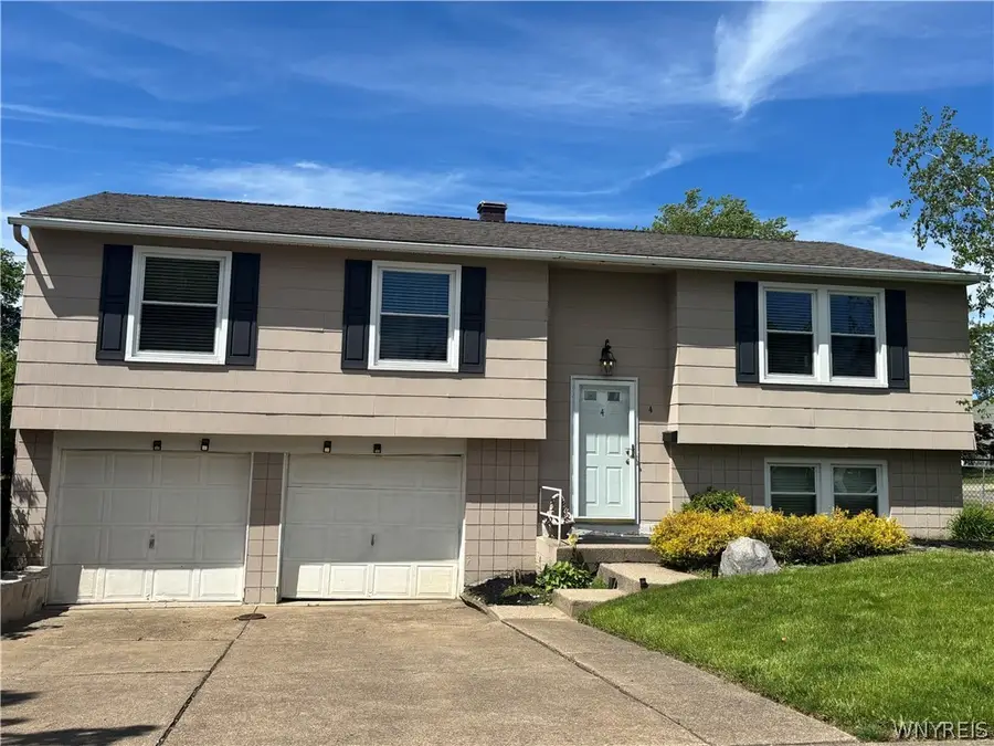 4 W Cherbourg Drive, Buffalo, NY 14227 - #2