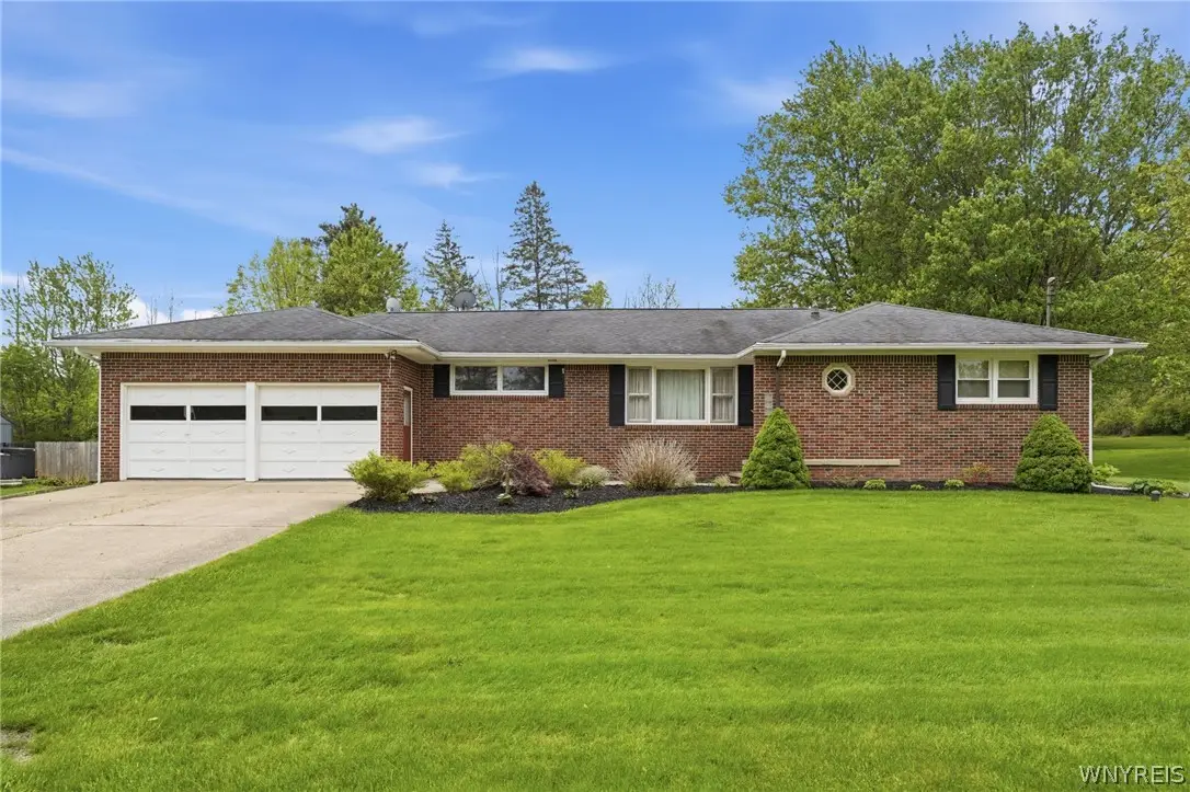 5676 Homestead Road, Hamburg, NY 14075 - #1