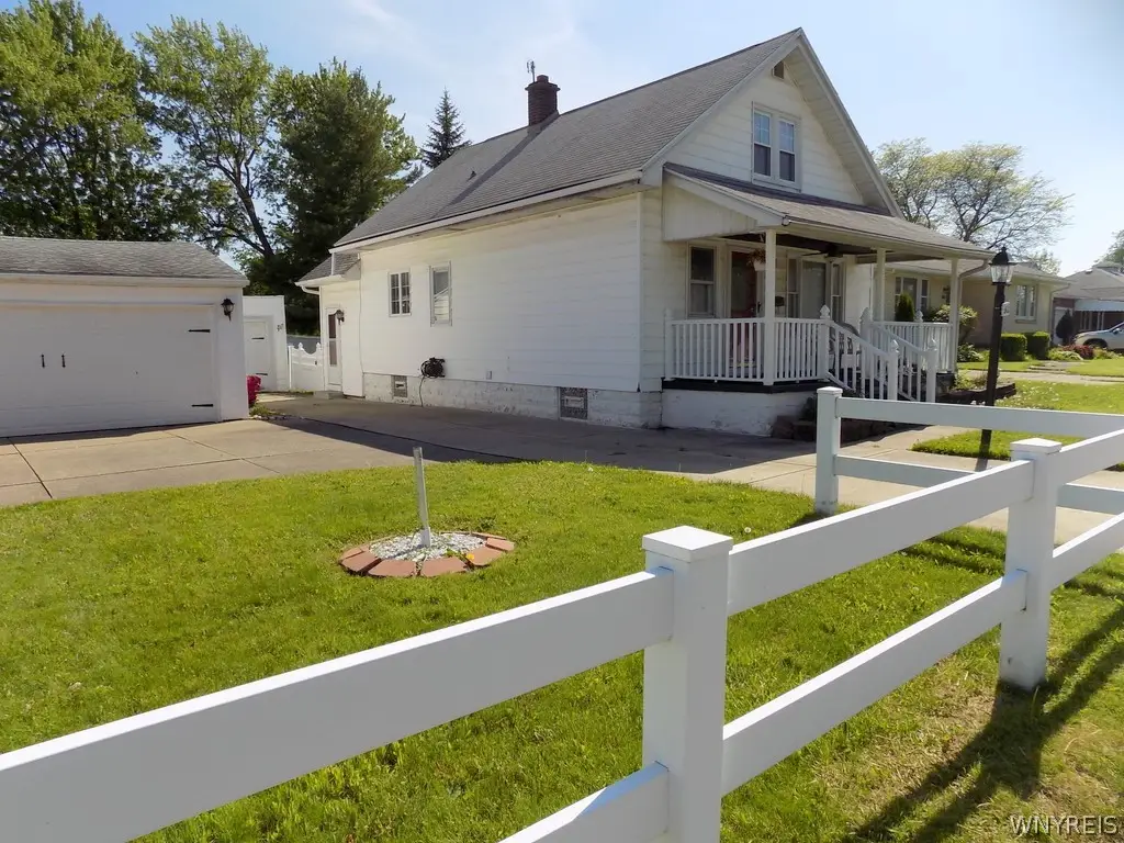161 Brighton Road, Tonawanda, NY 14150 - #1