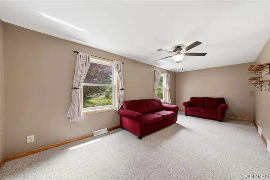 3330 E Pleasant Drive, Hamburg, NY 14075 - #3
