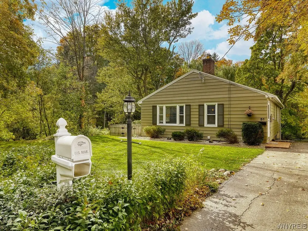 51 Larned Lane, Orchard Park, NY 14127 - #1