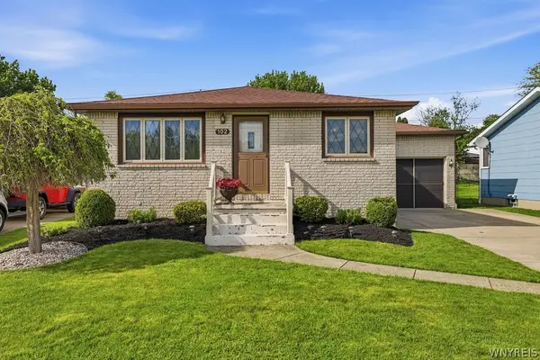 102 N Seine Drive, Buffalo, NY 14227