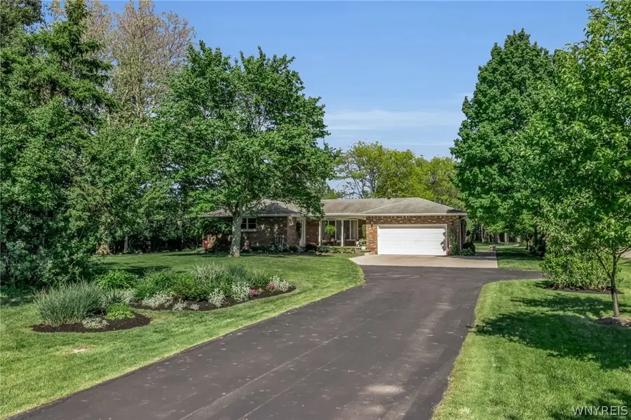 3965 California Road, Orchard Park, NY 14127 - #3