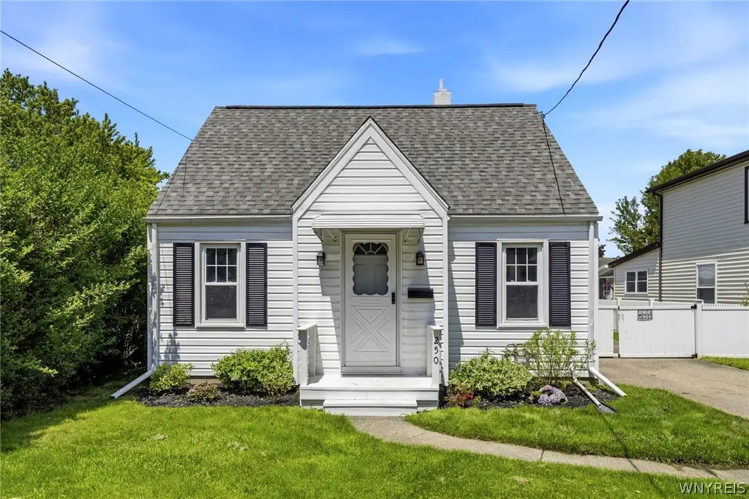 250 East Avenue, North Tonawanda, NY 14120 - #1