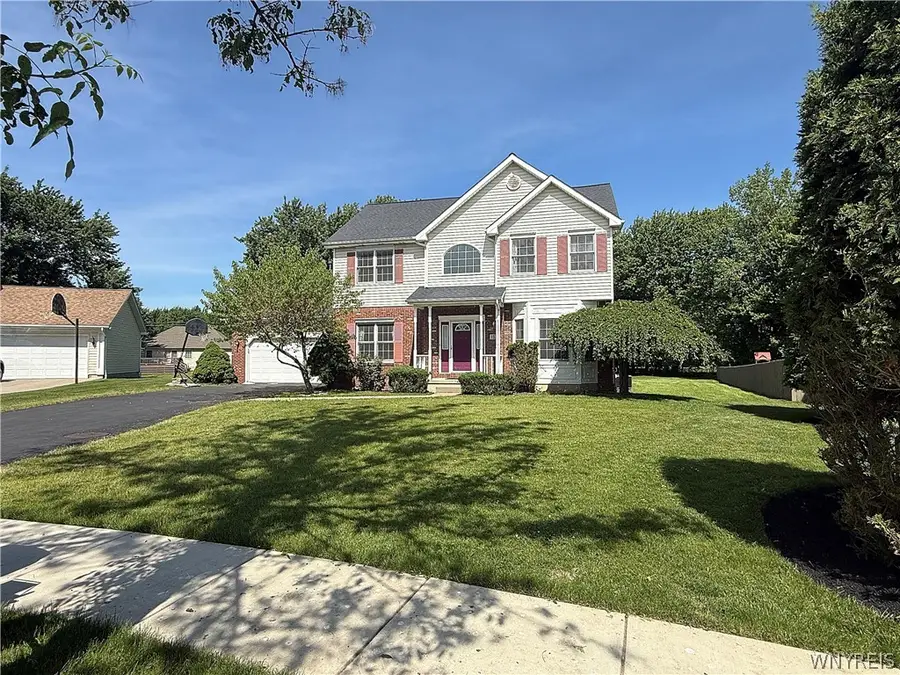 193 Meadow Spring Lane, East Amherst, NY 14051 - #2