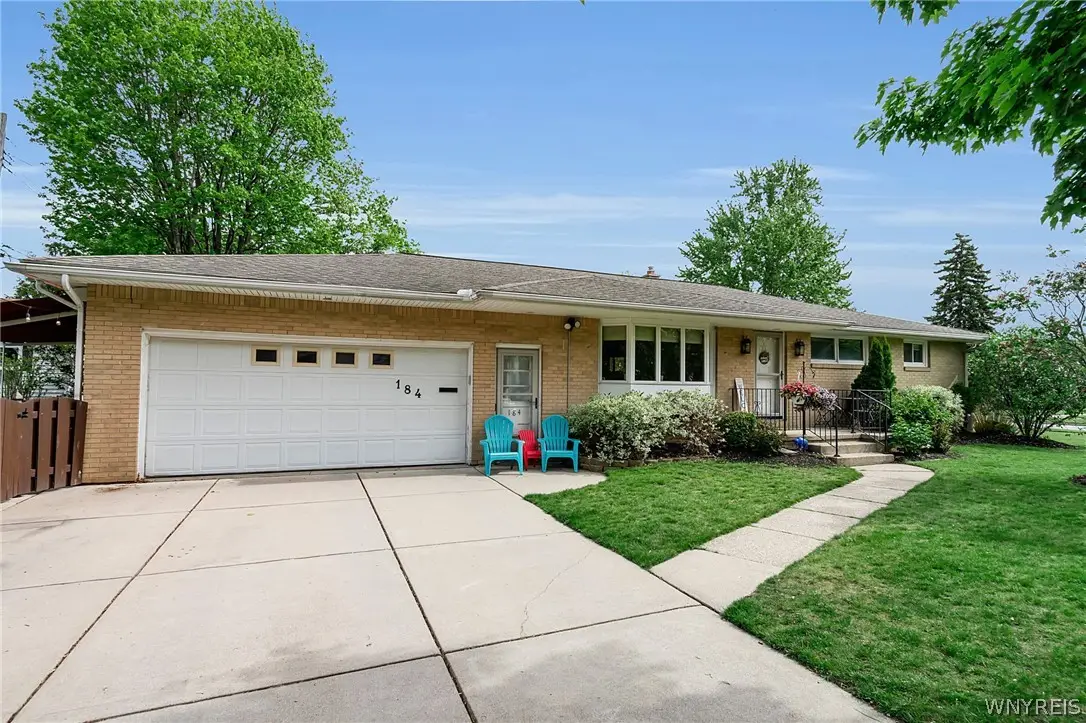 184 The Paddock, Williamsville, NY 14221 - #1