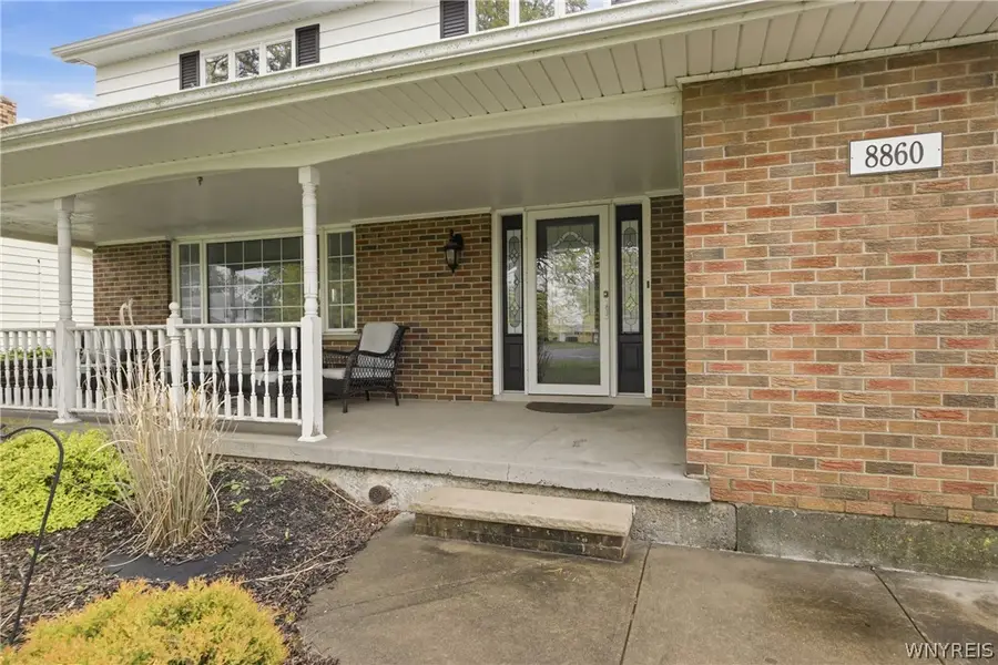 8860 Disney Drive, Niagara Falls, NY 14304 - #2